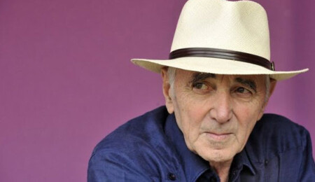 Ermeni kökenli Fransız şarkıcı Charles Aznavour 94 yaşında öldü