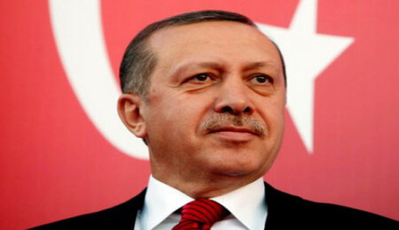 Erdoğan: "Akıncı müzakereleri kafasına göre götürecek değil"