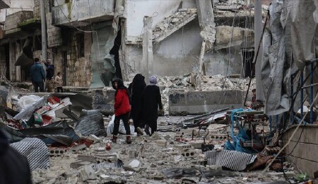 Anayasa komitesinin çalışmalarını yok sayan Esed rejimi, 'halksız' ülkede başkanlık seçimine hazırlanıyor