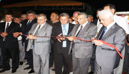 "6. Uluslararası Esentepe Zerdali Festivali" başladı