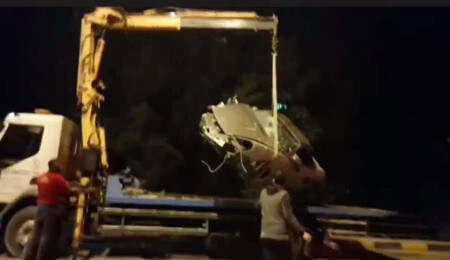 Direksiyon hakimiyetini kaybetti dereye düştü