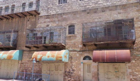 Sokaklarında nefretin kol gezdiği şehir... El-Halil ya da Hebron...