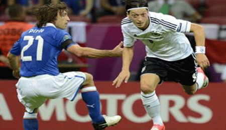 Euro 2012 finalinin adı belli oldu: İspanya  - İtalya