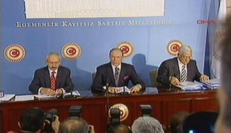 Yeni belgeler sundu