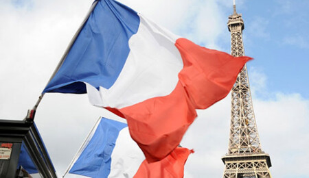 Fransa posta pullarında KKTC için 'işgal bölgesi' ifadesini kaldırdı