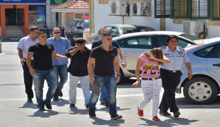 Playboy'da para karşılığı fuhuş, fuhşa teşvik ve haksız kazanç...