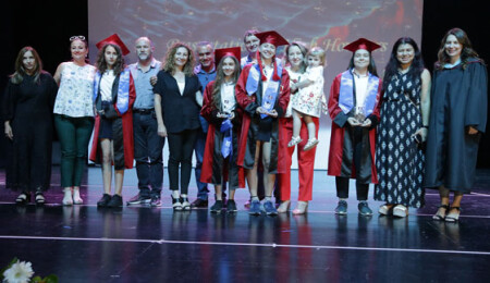 GAÜ Amerikan Koleji Ortaokulu 21. Dönem Mezuniyet Töreni gerçekleşti