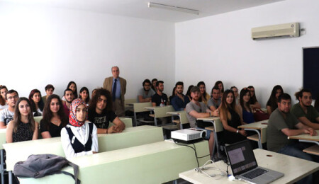 GAÜ'de "Dünya Astım Günü" semineri  düzenlendi