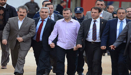 90 gün Suriye'de tutuklu kalan gazeteci Cüneyt Ünal Türkiye'de