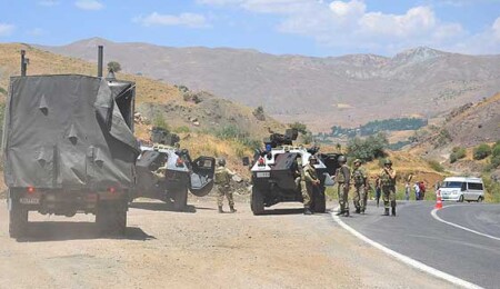 Hakkari'de Terör Saldırısı...  9 asker şehit oldu, 11 asker yaralandı