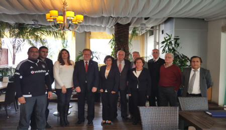 Tüketiciler Derneği Başkanlığı'na yeniden Hasan Y. Işık seçildi