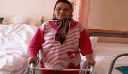 Lefkoşa Devlet Hastanesi'nde ilk kez kalça protezi ameliyatı