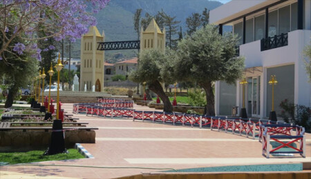 Kıbrıs İlim Üniversitesi yeni yasadan yararlanmak isteyen T.C. vatandaşı öğrencilere kapılarını açıyor