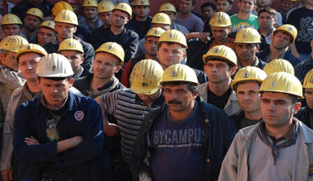 KTİTB: "Kaçak işçi çalıştıran taşeronlar, bir an önce onları yasal statüye kavuştursun"