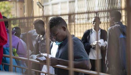 İtalya ve Malta 313 düzensiz göçmeni ülkelerine almak istemiyor