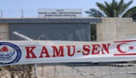 Kamu-Sen Merkezi Cezaevi önünde eylem yaptı