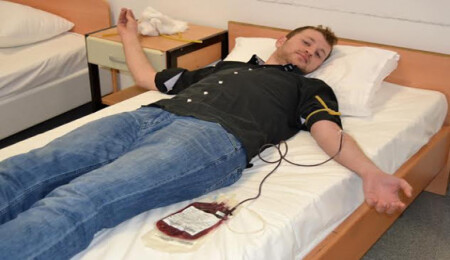 UKÜ'lü öğrencilerden lösemi hastaları için kan bağışı