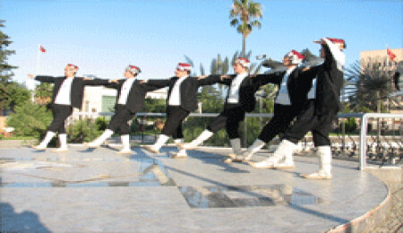 Rumlar, en çok "Kasap Oyunu" oynayan insan rekorunun peşinde...