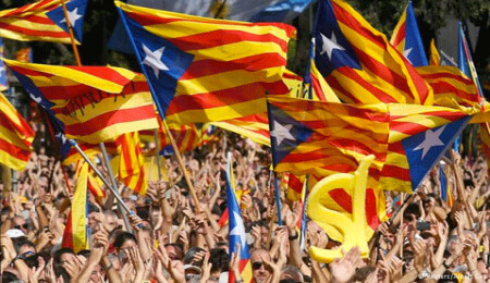 İspanya'da bağımsızlık eylemlerine Bask Özerk Parlamentosu da katıldı