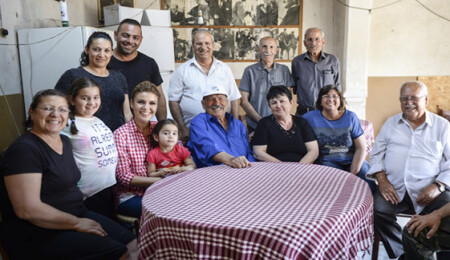 Akıncılar Köyü sakinleri "Rum tarafında yemek pişse kokusunu buradan alırız"