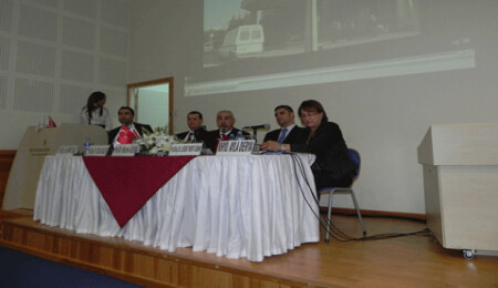 YDÜ'de kanser konferansı gerçekleştirildi