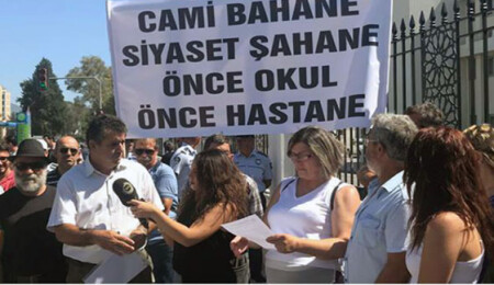 KTÖS'ten protesto: "Kuzey Kıbrıs, Türkiye'nin kontrolünde"