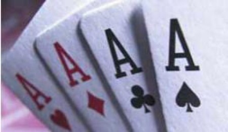 KKTC'de Kumar 1 milyar dolara yaklaştı