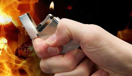 Rum Hükümeti eski sözcüsü Papapetru'nun aracı kundaklandı