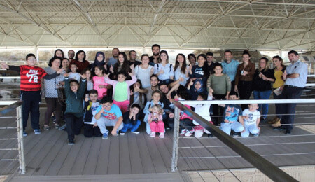 LAÜ öğrencilerinden "UMUTLU GÖZLER" projesi 