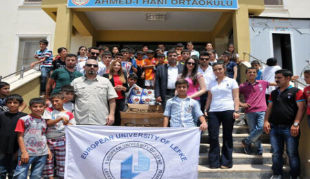 LAÜ'den Cizre'deki öğrencilere spor malzemesi desteği