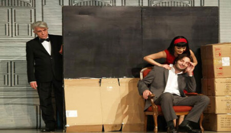 Leyla'nın Evi oyunu izleyenlerden tam not aldı