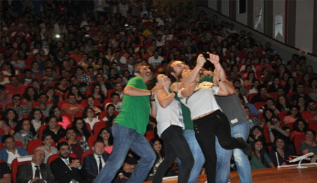 YDÜ Bahar Şenlikleri 'Mahşer - i Cümbüş'le başladı