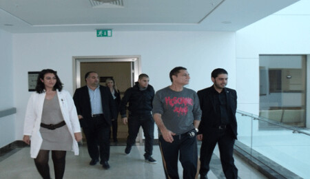 Mehmet Ali Erbil, YDÜ Hastanesi'nde...