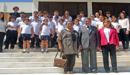 Amerikan Koleji KKTC Meclis'ini ziyaret etti