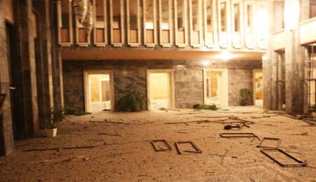 TBMM atılan bombalardan büyük hasar gördü