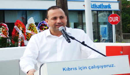 İktisatbank Genel Müdürlük binası muhteşem bir törenle açıldı