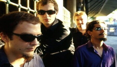 Mor ve Ötesi  Salamis Antik Tiyatro'da...