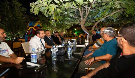 Serdar Denktaş, Motor Sporları Kulüplerinin başkanları ile bir araya geldi