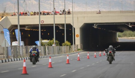 Motodrag’ta nefes kesen kapışmalar yaşandı