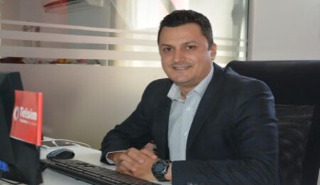 HTC marka akıllı telefonlar Telsim'de