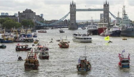 İngiltere'de AB kapışması Thames Nehri'ne sıçradı