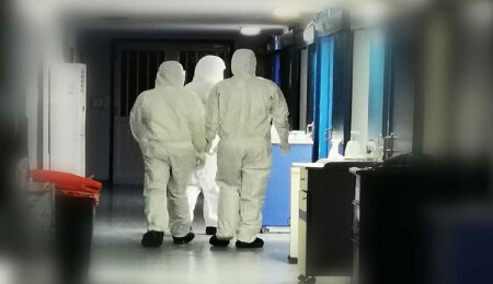 Karantina doktorlarından ortak çağrı: "Hayatı eve sığdıralım"