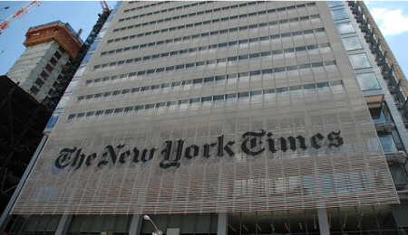 New York Times: "Yunanistan'daki kriz, Güney'i borç batağına sürükledi"