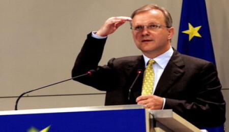 Olli Rehn'den Türkiye'ye övgü