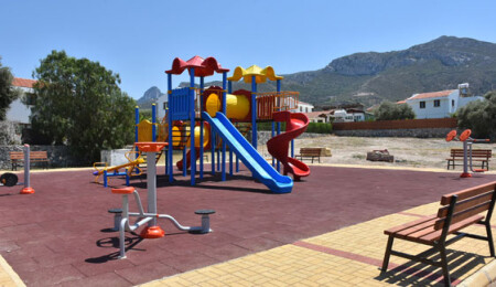 Ozanköye yeni çocuk parkı yapıldı