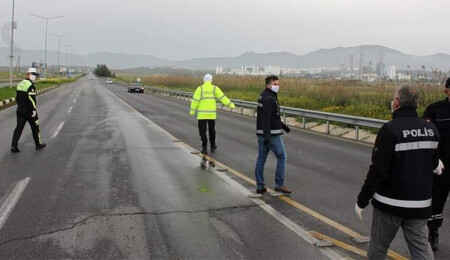 Police Conduct Security and Traffic Checks in Three Districts: 5 Arrested