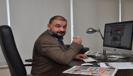 Rasıh Reşat: "Demek ki sorun bende; delirdim herhalde"