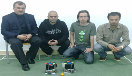 NEU Islanders Robot Futbol Takımı, Hollanda'ya gidiyor