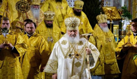 Rus Ortodoks Kilisesi Patriği Kirill: "Akıllı telefonlar, Deccal'in aracı"
