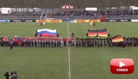 Rusyanın maçında yanlışlıkla Sovyetler Birliği'nin marşı çalındı: Oyuncular coşkuyla eşlik etti